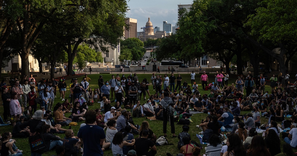 Texas students push for schools to divest from Israel | The Texas Tribune